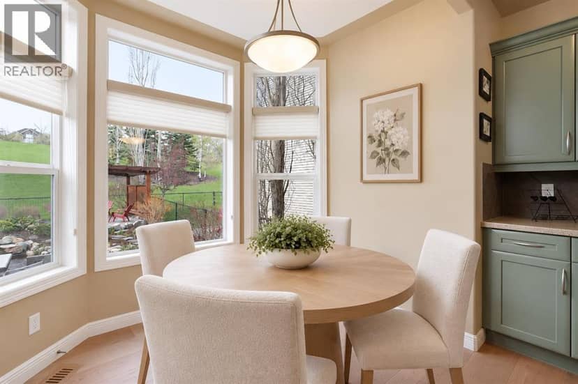 30 Discovery Ridge Gardens SW — photo 11 of 33