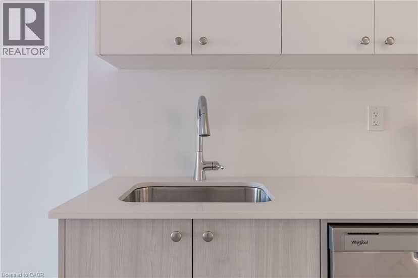 25 PALACE Street Unit# P10, Kitchener, photo 3