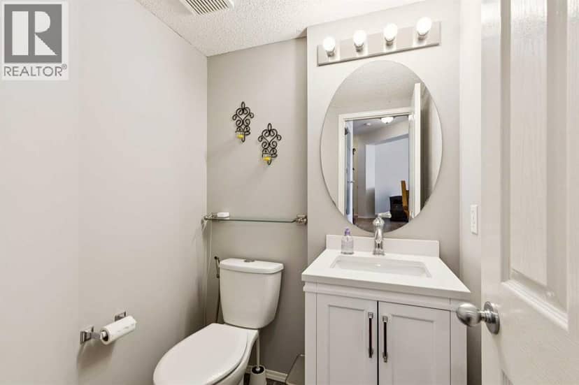 3766 Springbank Drive SW — photo 18 of 40