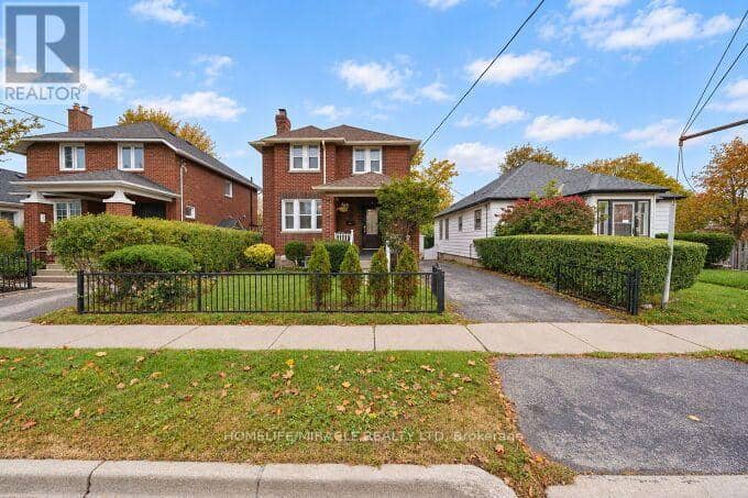 55 Park Road N, Oshawa, photo 2