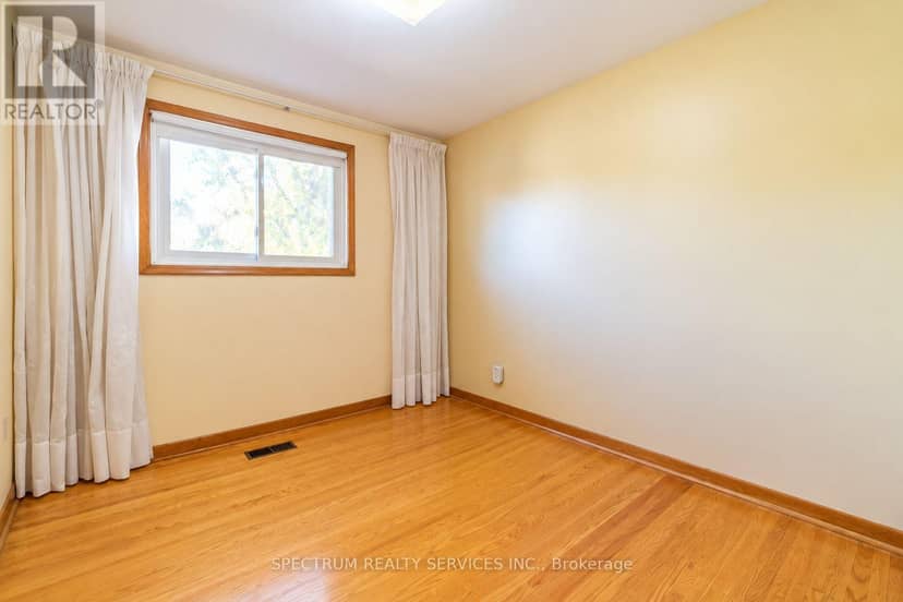 42 Berkham Road — photo 13 of 36