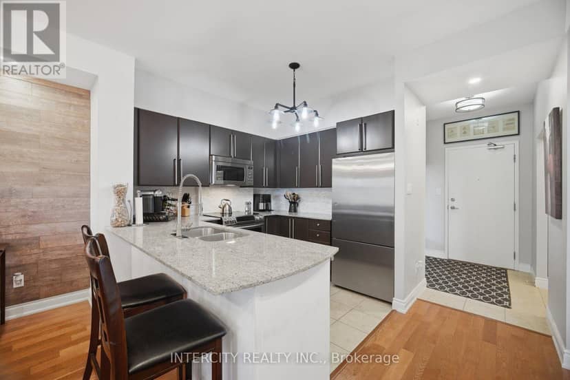 207 - 10211 Keele Street, Vaughan, photo 5