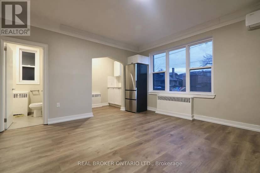 903-909 Main Street E — photo 13 of 27