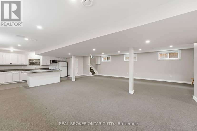 38 Queen Street — photo 29 of 40