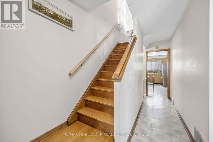 157 Hallmark Avenue — photo 16 of 36