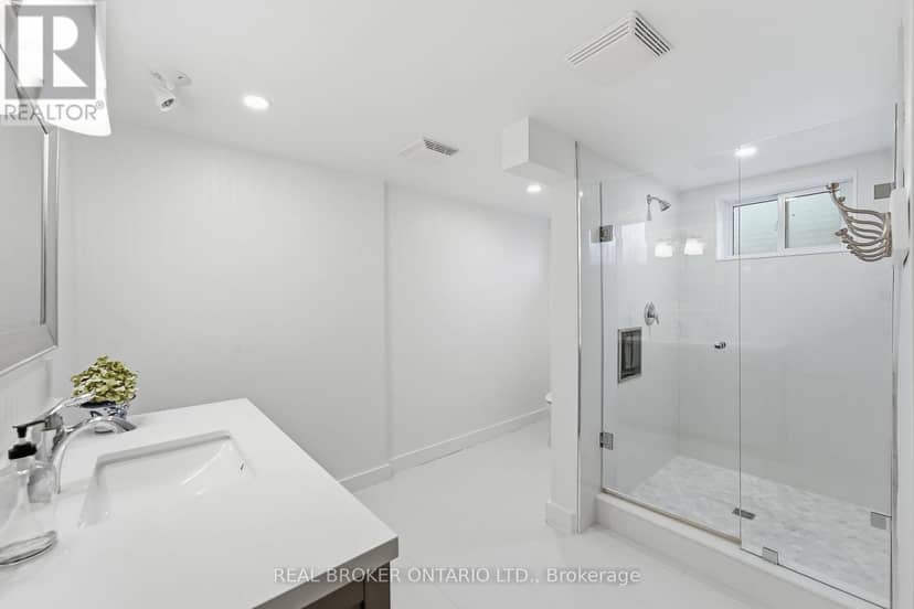 38 Queen Street — photo 34 of 40