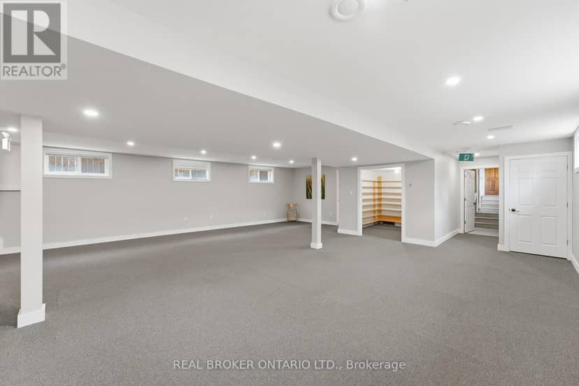 38 Queen Street — photo 28 of 40