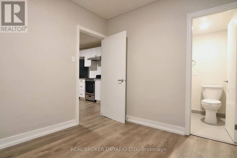 903-909 Main Street E — photo 11 of 27