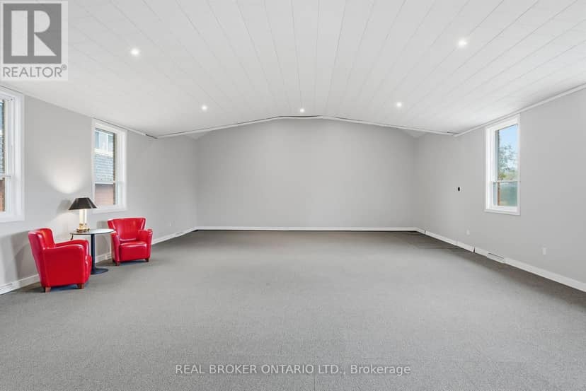 38 Queen Street — photo 14 of 40