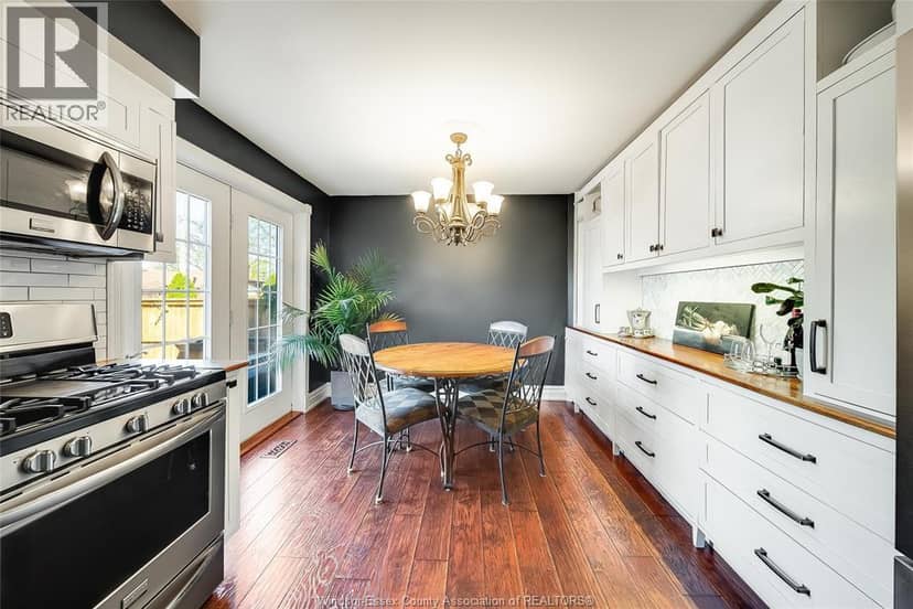 391 Betty Drive — photo 19 of 40
