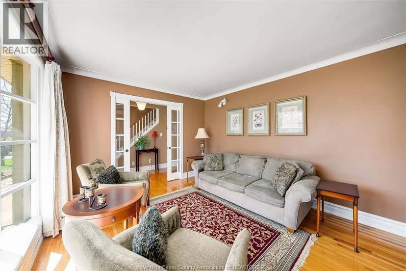 391 Betty Drive — photo 10 of 40