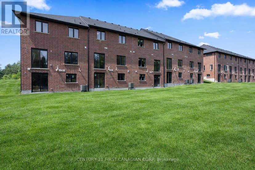 6894 Heathwoods Avenue, London South, photo 4