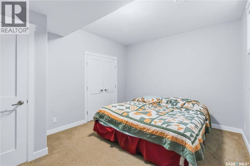 738 4th STREET E — photo 16 of 40
