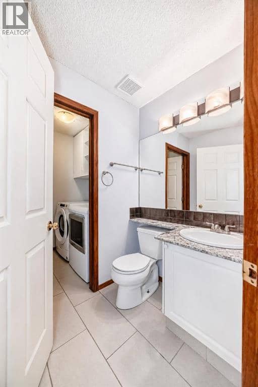 263 Coral Keys Drive NE — photo 23 of 40