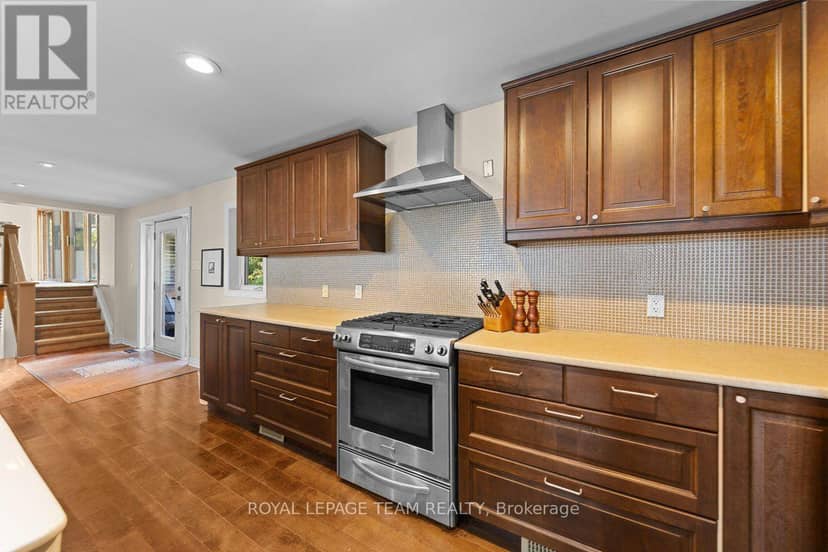 4980 Opeongo Road — photo 16 of 40