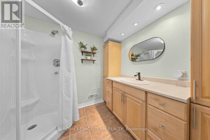 4980 Opeongo Road — photo 32 of 40