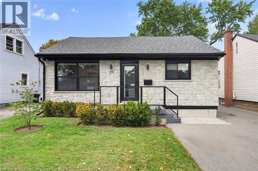 271 JULIAN Avenue, Hamilton