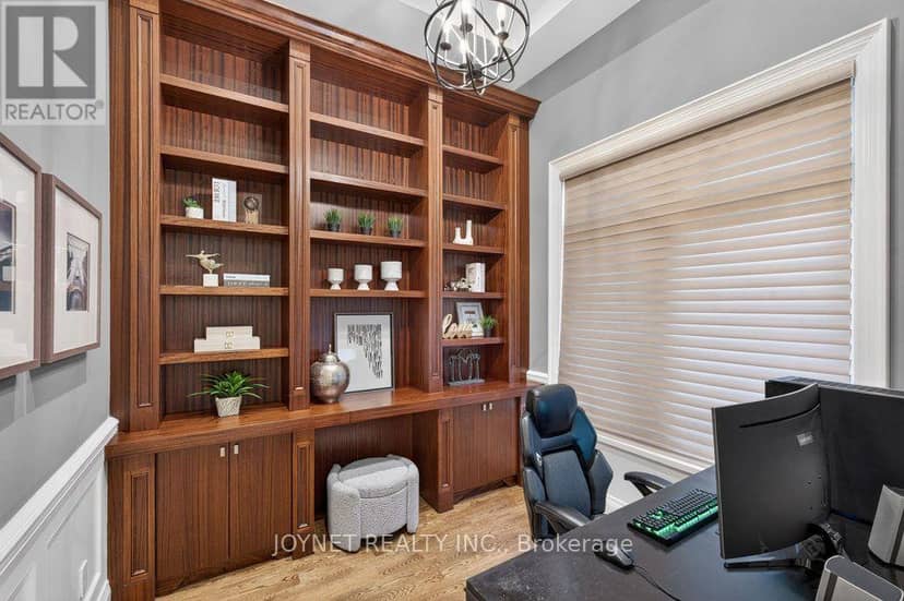 119 Patricia Avenue — photo 9 of 40
