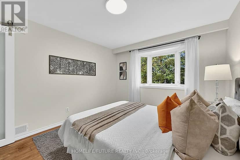 18 Ivan Road — photo 14 of 23