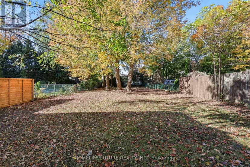 18 Ivan Road — photo 21 of 23