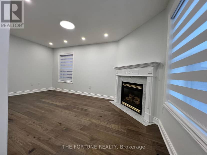 20 Grace Crescent — photo 16 of 36