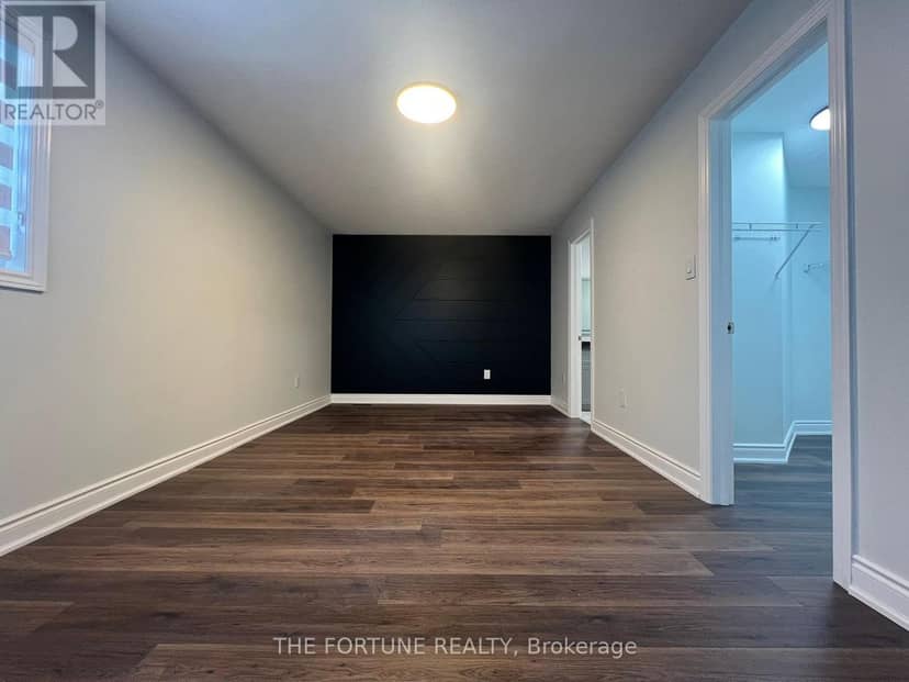 20 Grace Crescent — photo 22 of 36