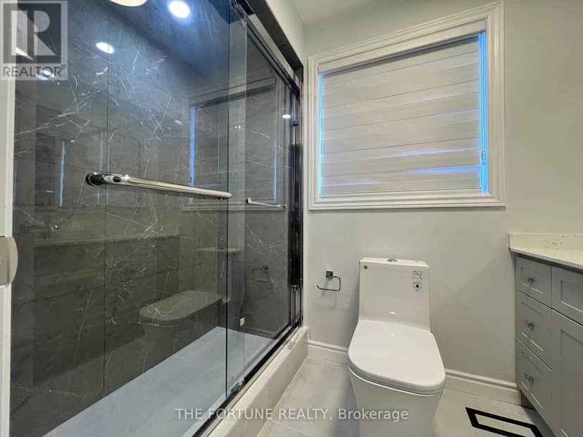 20 Grace Crescent — photo 25 of 36
