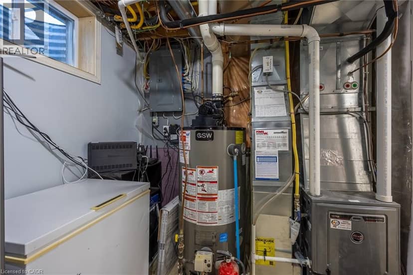 14 NEW LAKESHORE Road Unit# 17 — photo 32 of 33