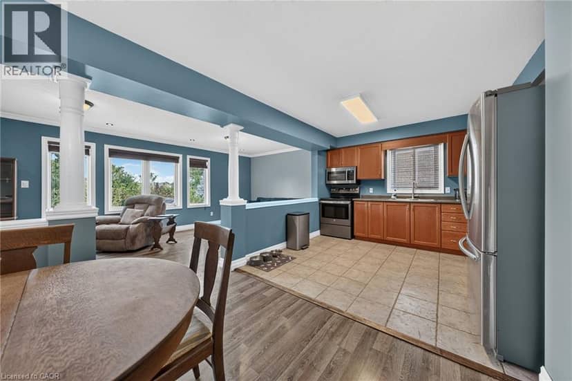 479 DOON SOUTH Drive — photo 15 of 37