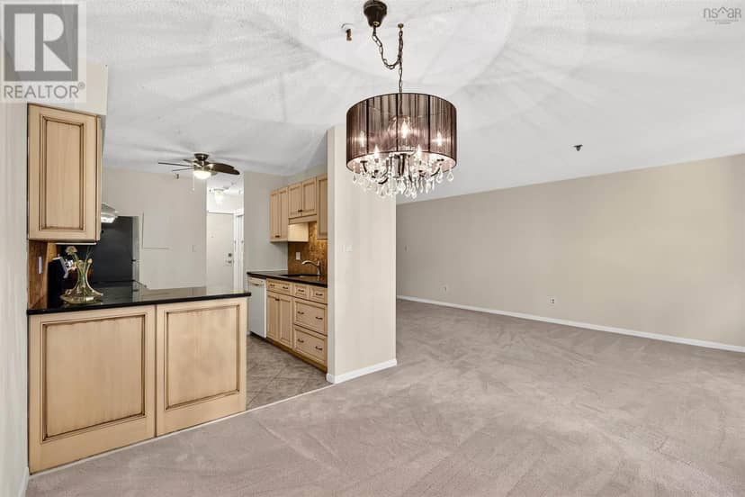 201 15 Knightsridge Drive — photo 16 of 40