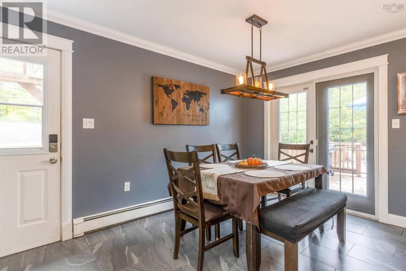 25 Maggie Drive — photo 13 of 40