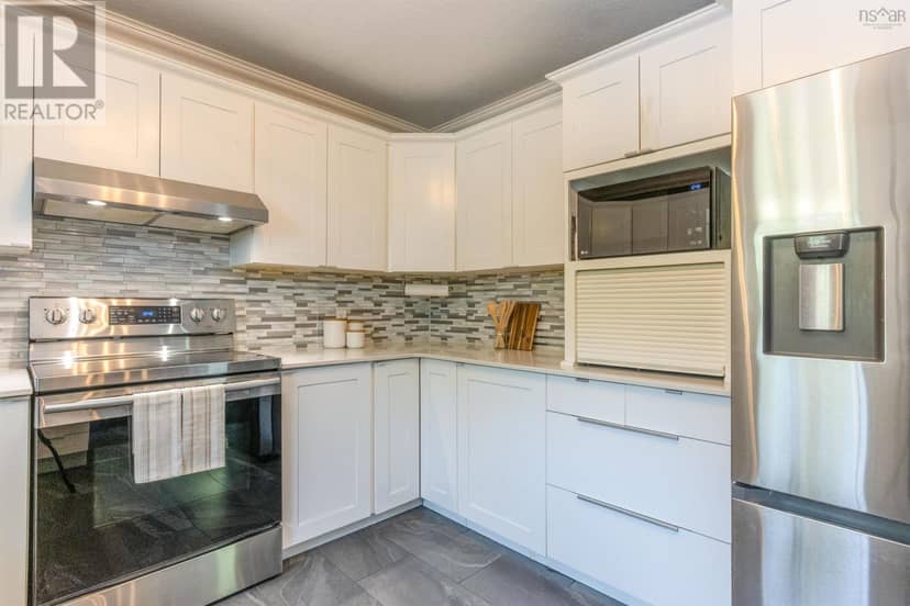 25 Maggie Drive — photo 16 of 40