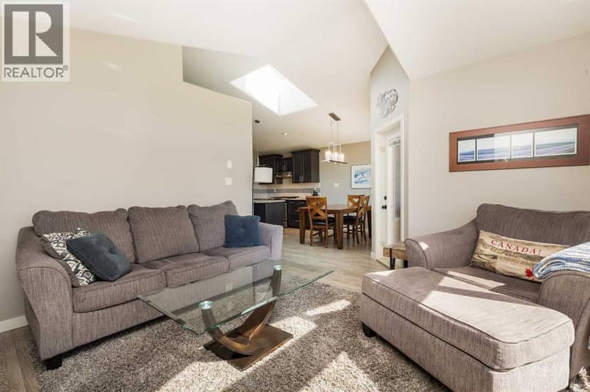 634 Canyonview Landing W — photo 12 of 40