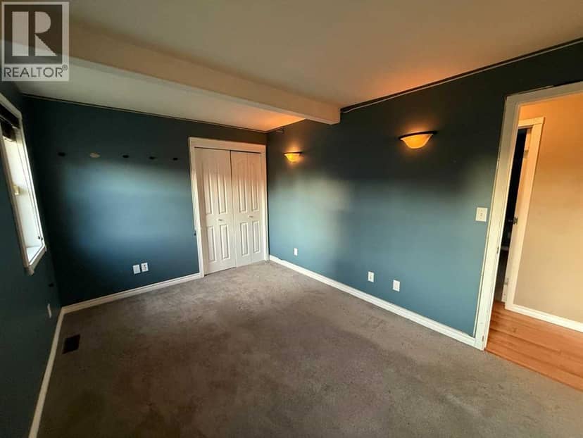 126 3rd Street W, St. Walburg, photo 7