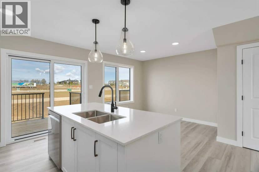36 Station Drive — photo 14 of 37