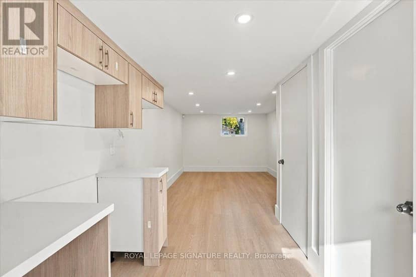 7 Parkside Drive — photo 22 of 33