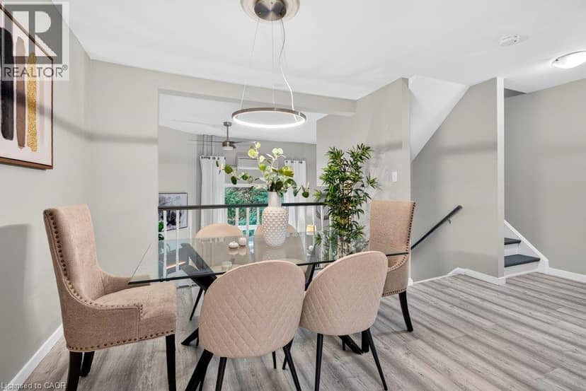 21 ROSEDALE Court — photo 20 of 40