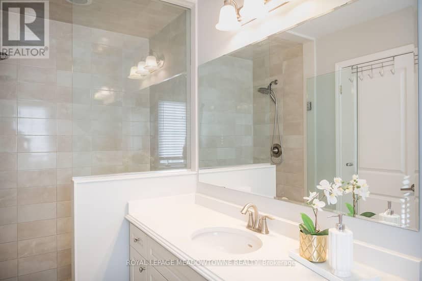 442 Blinco Terrace — photo 26 of 39