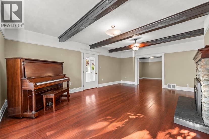 863 Coronado Crescent — photo 24 of 40