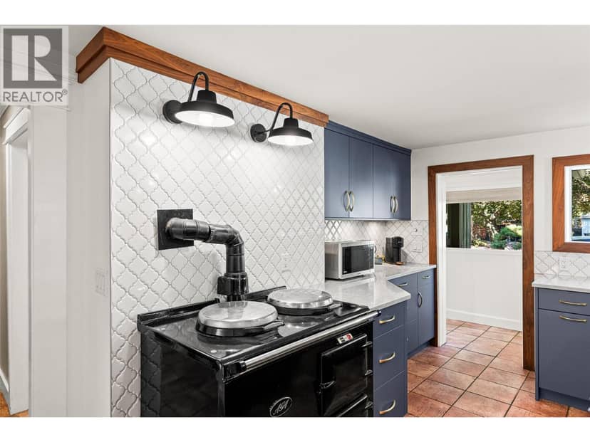 863 Coronado Crescent — photo 14 of 40