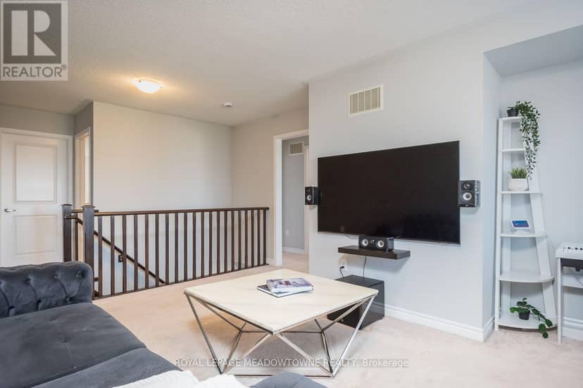 442 Blinco Terrace — photo 21 of 39