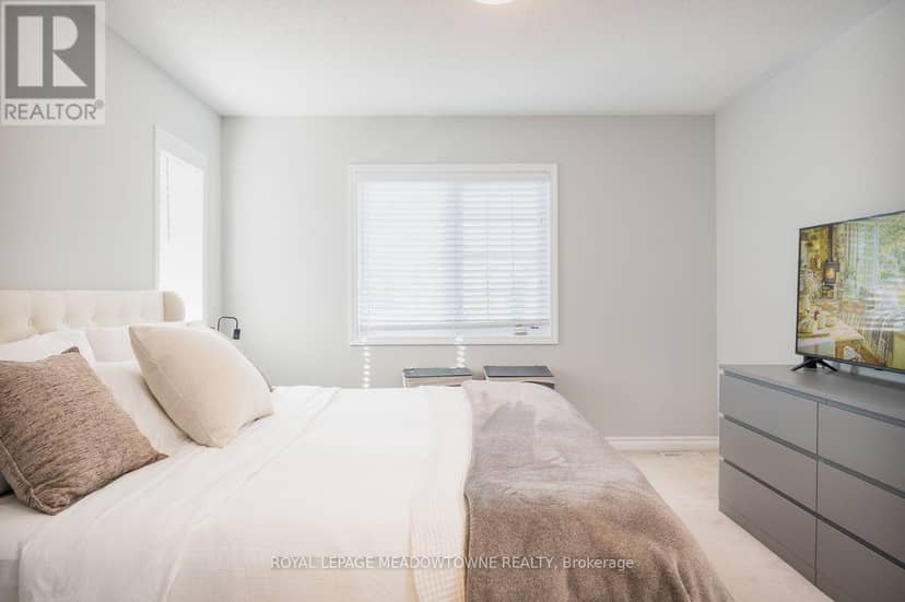 442 Blinco Terrace — photo 24 of 39