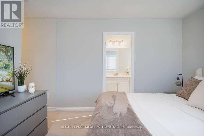 442 Blinco Terrace — photo 25 of 39