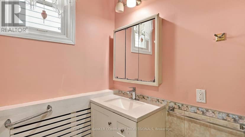 25 Hope Avenue — photo 15 of 25