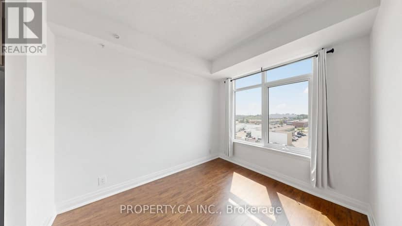 516 - 24 Woodstream Boulevard — photo 11 of 40