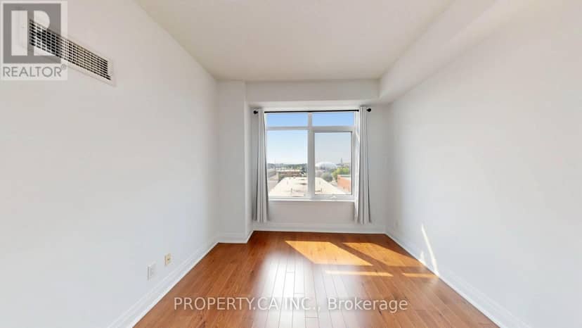 516 - 24 Woodstream Boulevard — photo 19 of 40