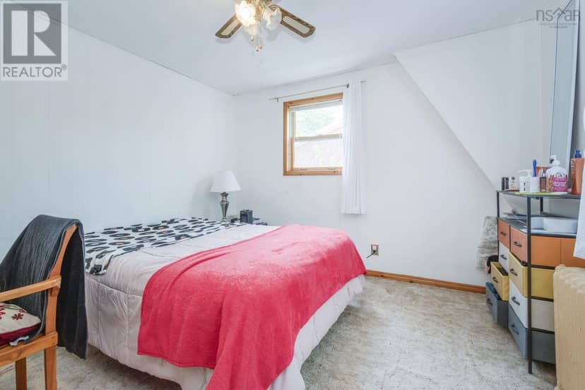 1616 North Main Street — photo 17 of 24