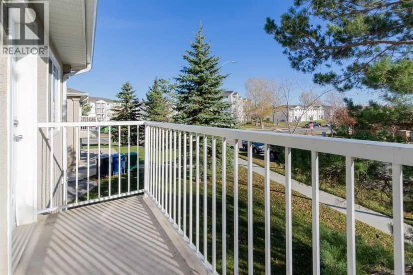 5, 5 Tartan Boulevard W — photo 20 of 36