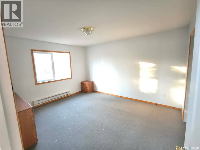 1101 Birch DRIVE — photo 13 of 33