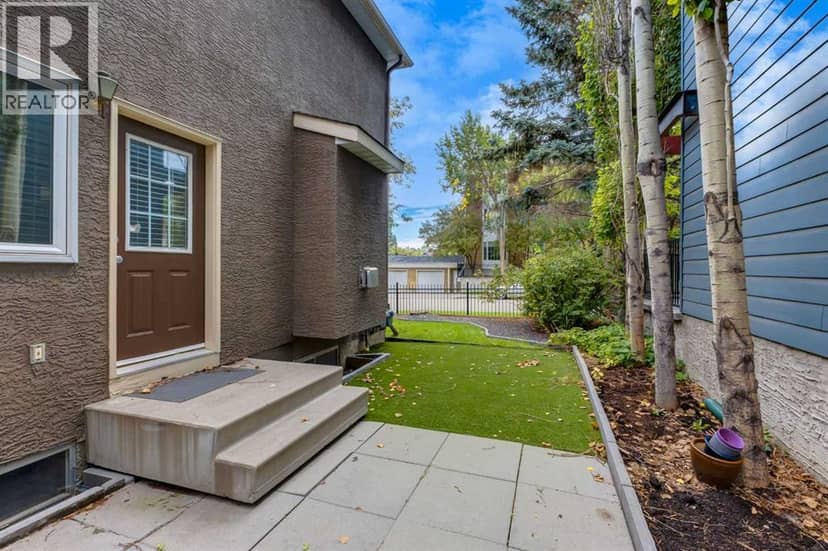 8, 2132 35 Avenue SW — photo 36 of 40